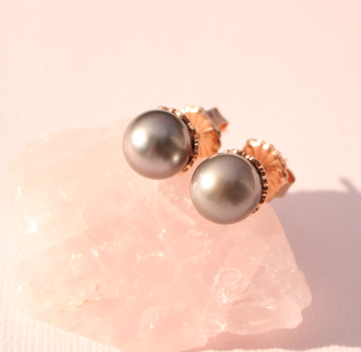 Tahitian pearl studs