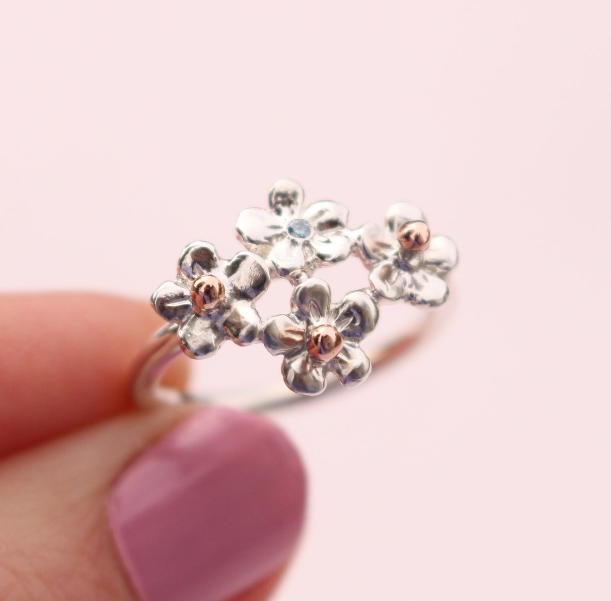 Forget me not Ring with blue diamond