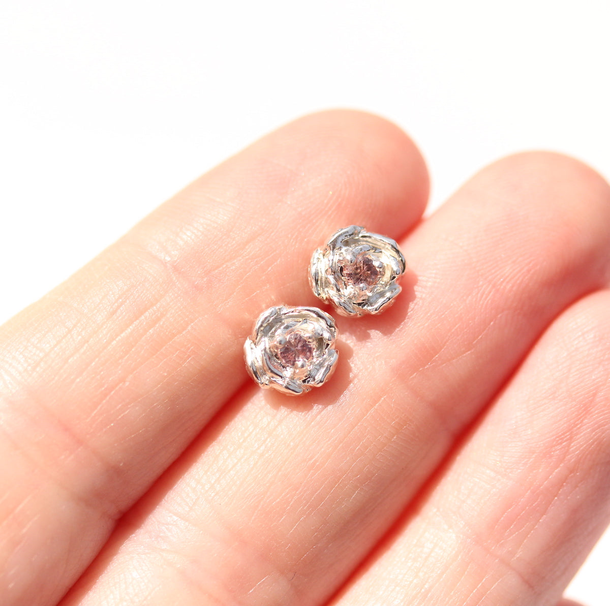 peach/pink sapphire flower earrings