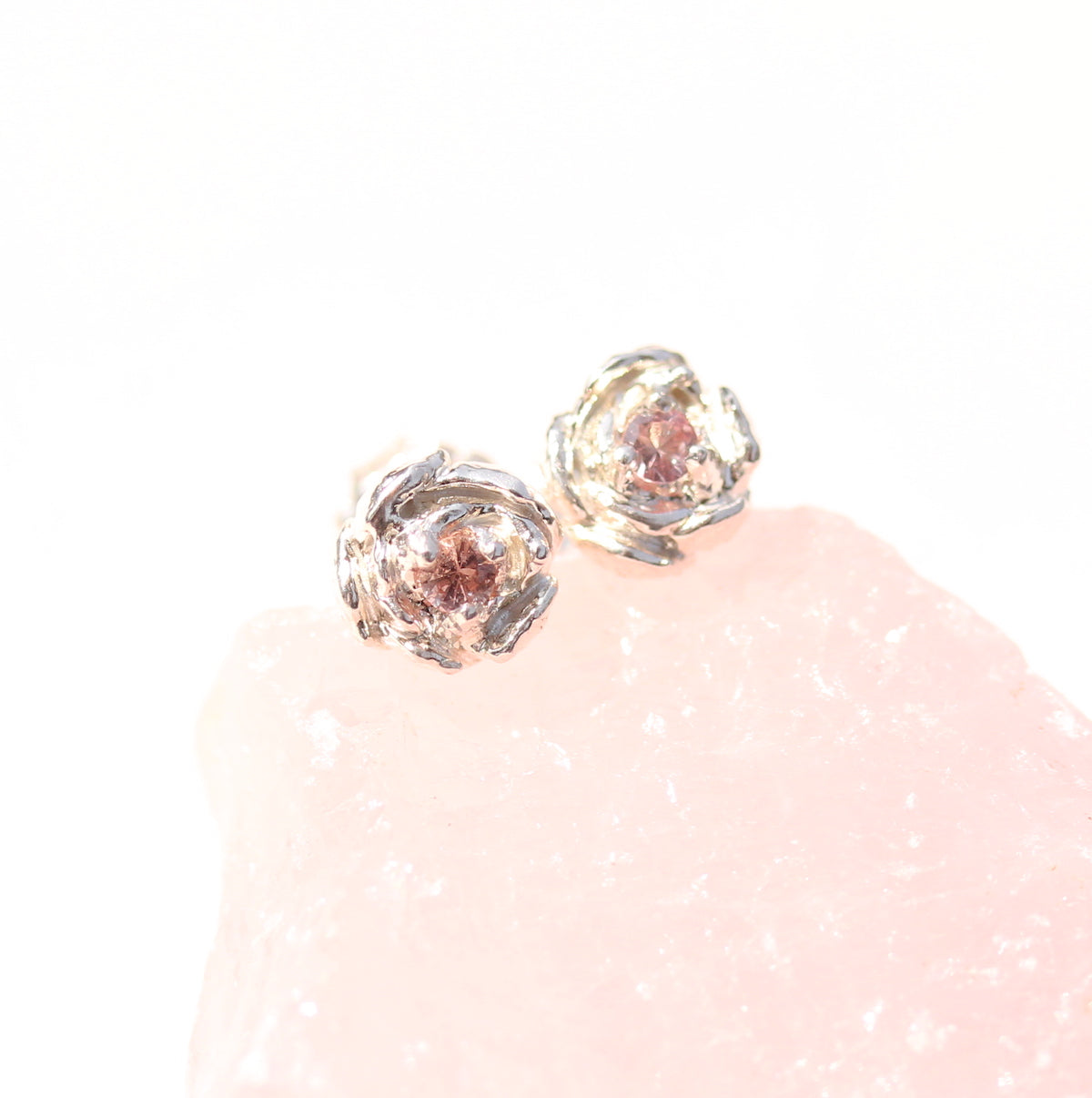 peach/pink sapphire flower earrings