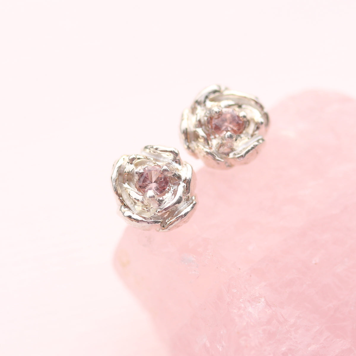 peach/pink sapphire flower earrings
