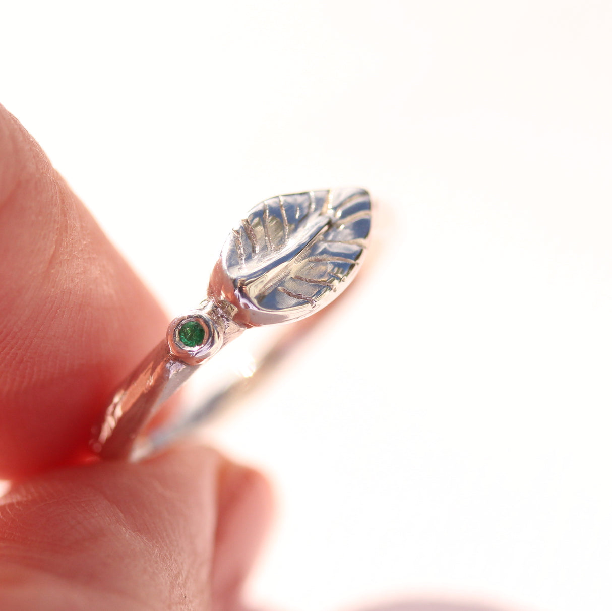 Sterling silver Leaf Ring with Emerald