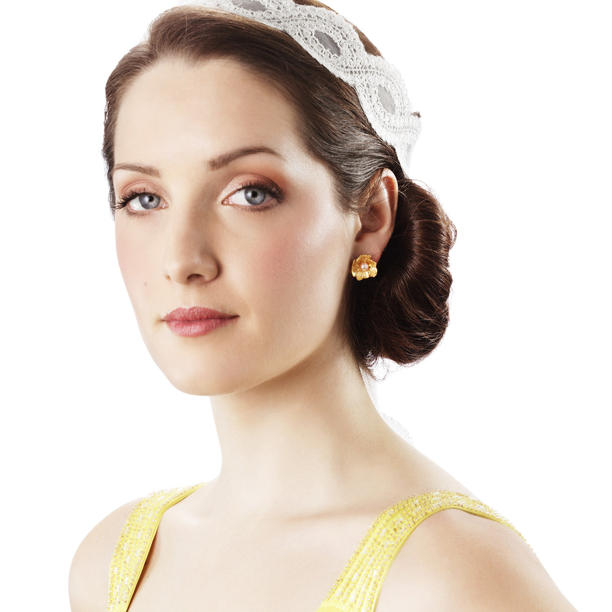 Poppy studs with pearl - Kathryn Rebecca