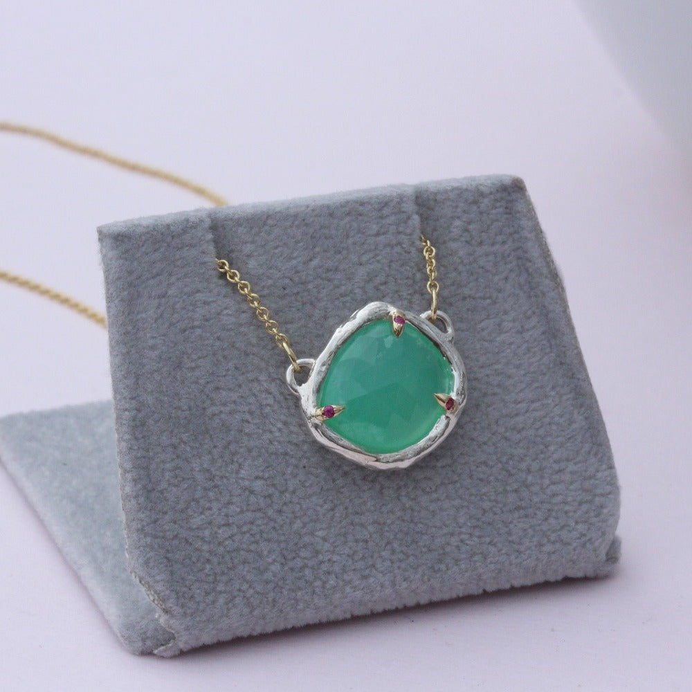 Chrysoprase necklace