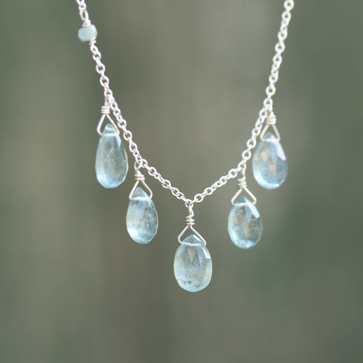 Moss Aquamarine Necklace - 5 stone