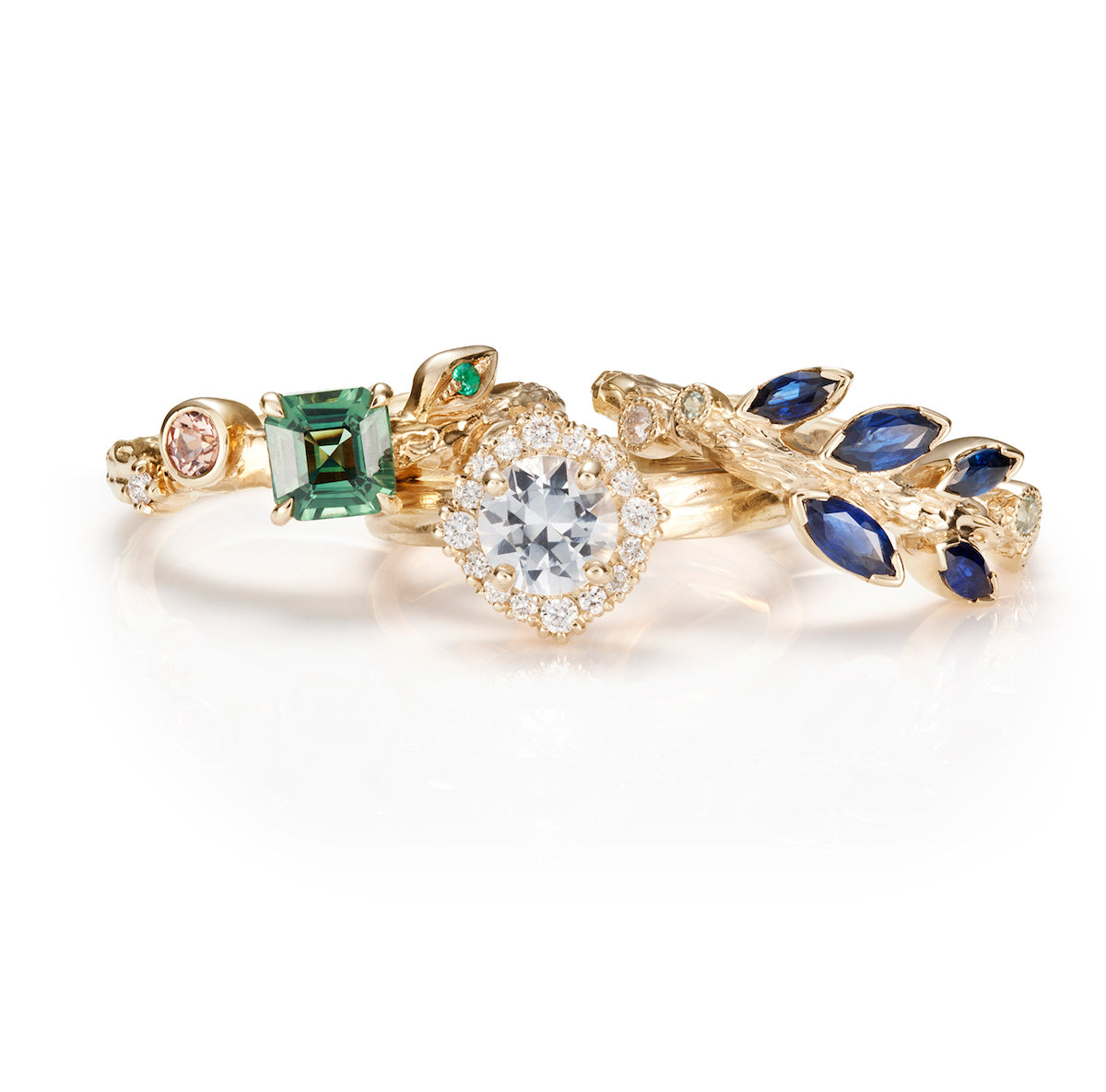 Group photo with halo ring