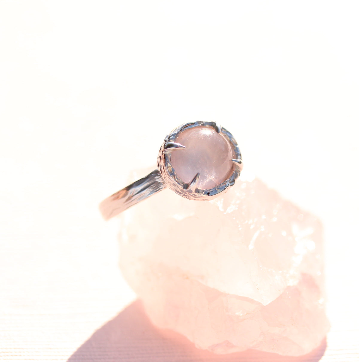 Rose quartz ring