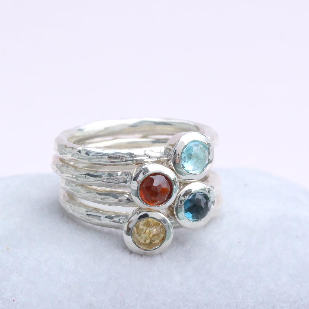 Stackable bezel branch ring