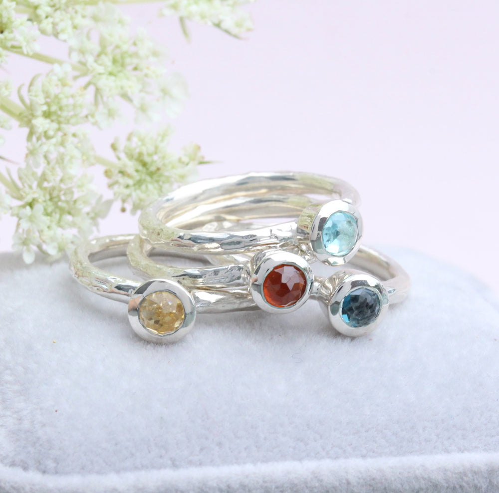 Stackable bezel branch ring