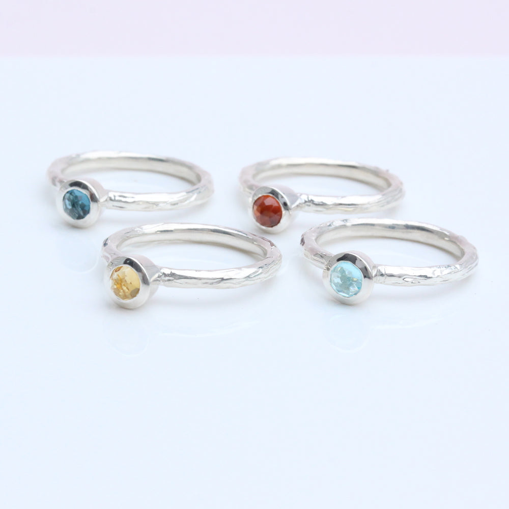 Stackable bezel branch ring