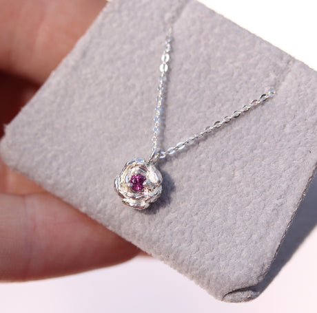 Peony necklace with rhodolite garnet