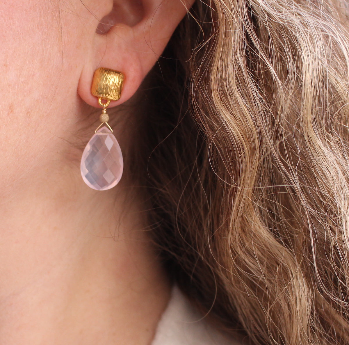 Large drop earring with gemstone