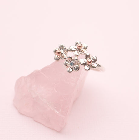 Forget me not Ring with blue diamond