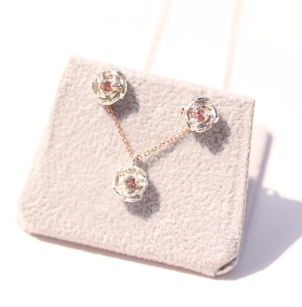 peach/pink sapphire flower earrings