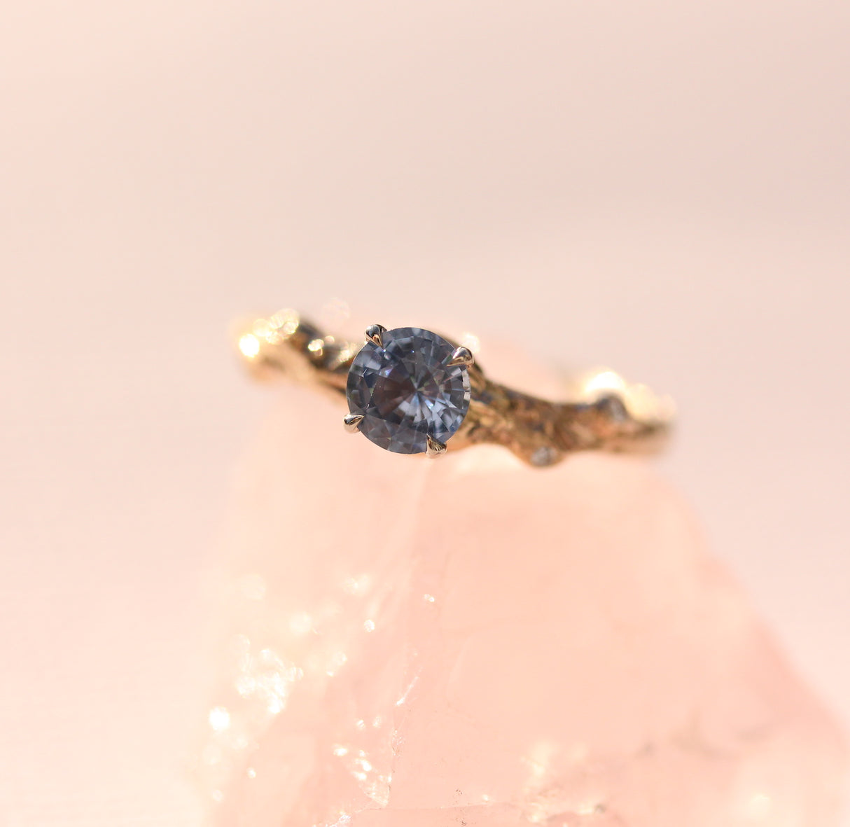Cornflower Blue Sapphire Ring - Nature-Inspired Branch Design in Yellow Gold