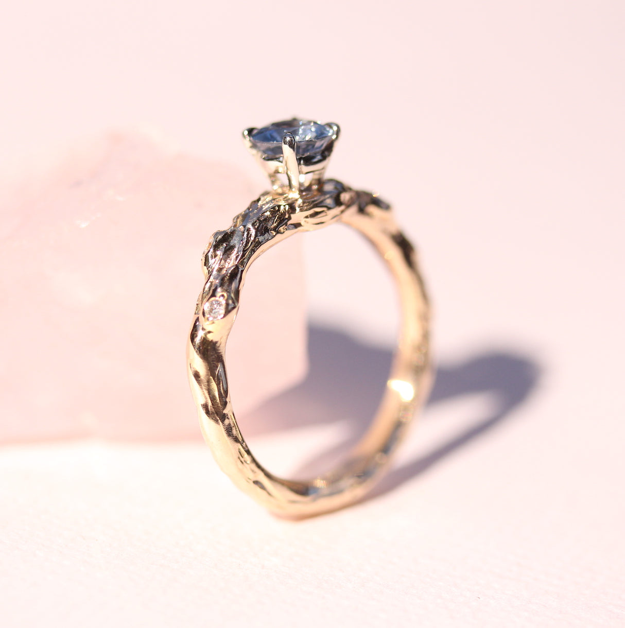 Cornflower Blue Sapphire Ring - Nature-Inspired Branch Design in Yellow Gold