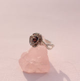 Poppy ring with pearl