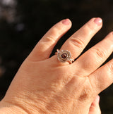 Poppy ring with pearl