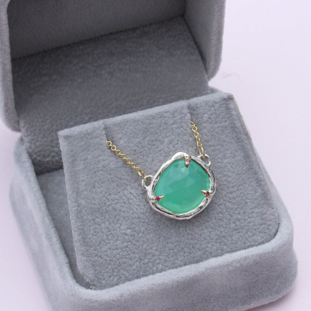 Chrysoprase necklace