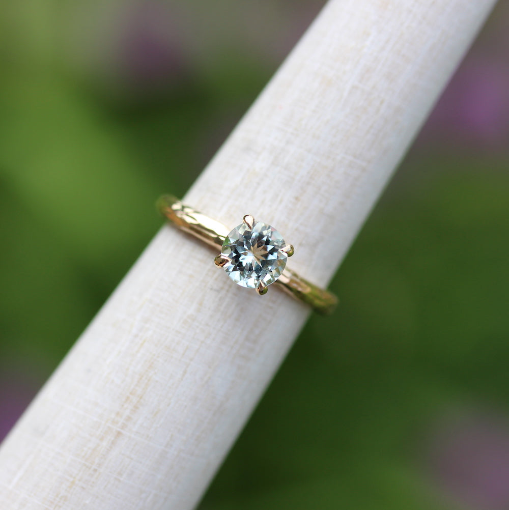 Aquamarine solitaire