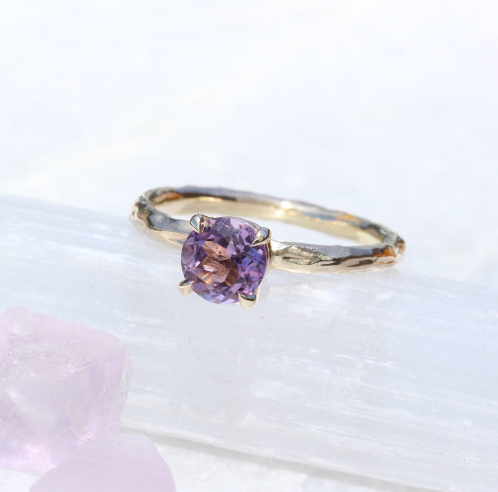 Amethyst ring with yellow gold band