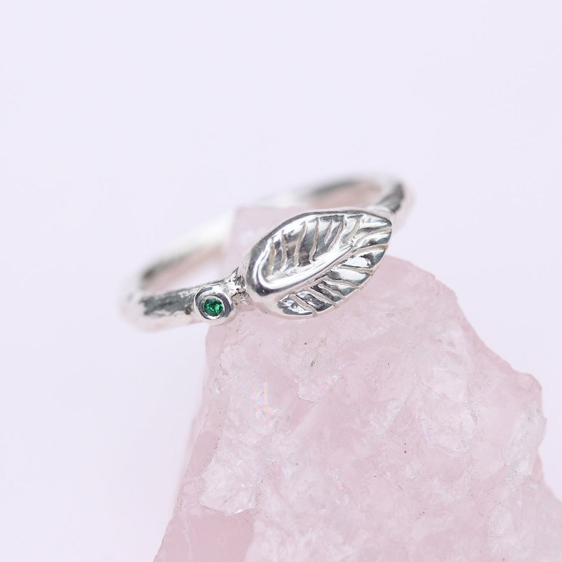 Sterling silver Leaf Ring with Emerald